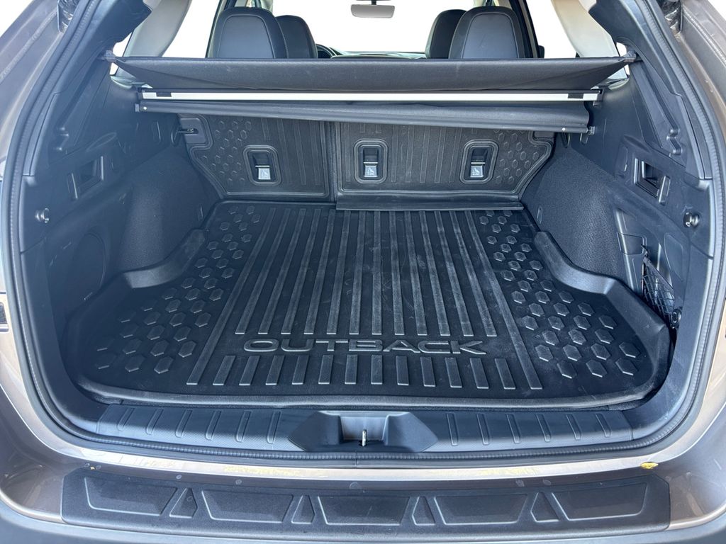 2024 Subaru Outback Limited photo 9