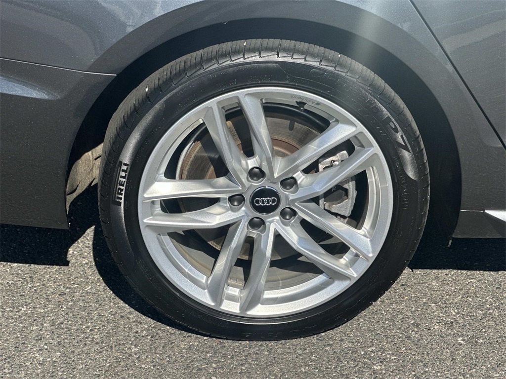 2021 Audi A4 45 S line Premium Plus Quattro photo 10