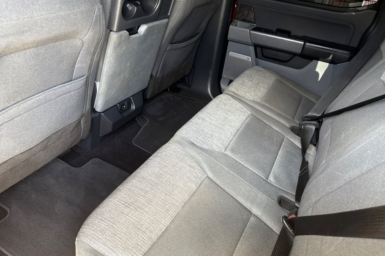 2022 Ford F-150 XLT photo 13