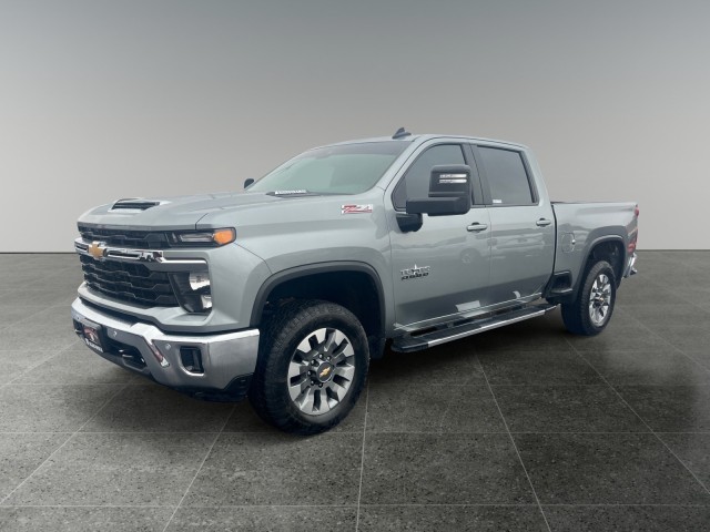 2025 Chevrolet Silverado HD LT's photo
