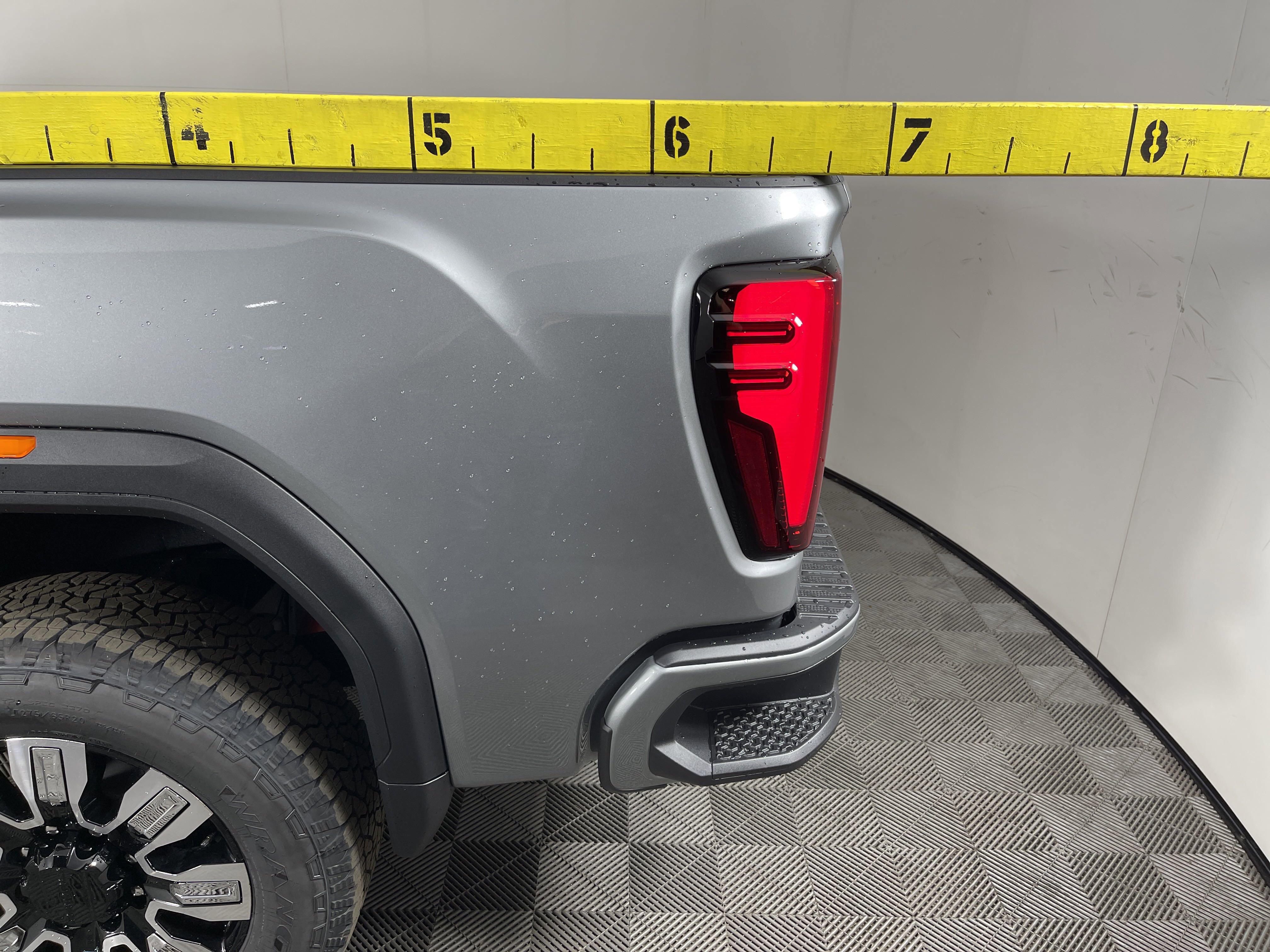 2026 Gmc Sierra 2500 HD Denali photo 3