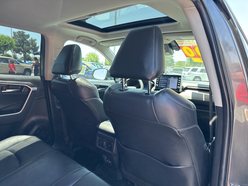 2022 Toyota RAV4 Hybrid Limited photo 20
