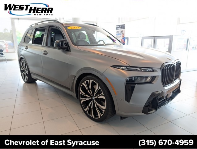 2023 BMW X7 M60i
