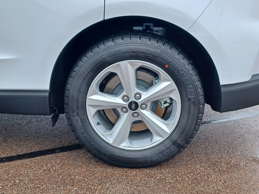 2024 Ford Edge SE photo 14