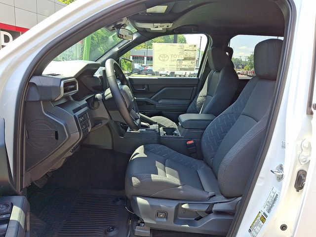 2025 Toyota Tacoma SR Double Cab photo 12