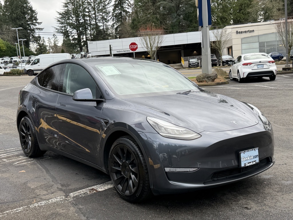 Used 2021 Tesla Model Y Long Range with VIN 5YJYGDEE4MF065208 for sale in Portland, OR