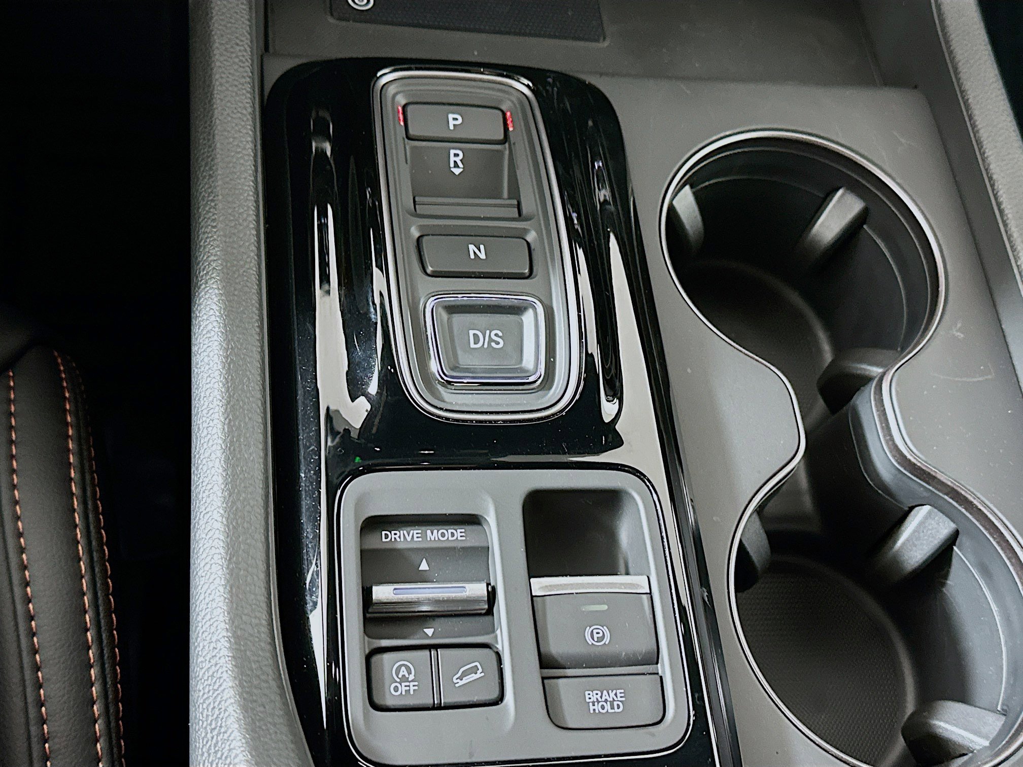 2025 Honda Pilot TrailSport photo 16