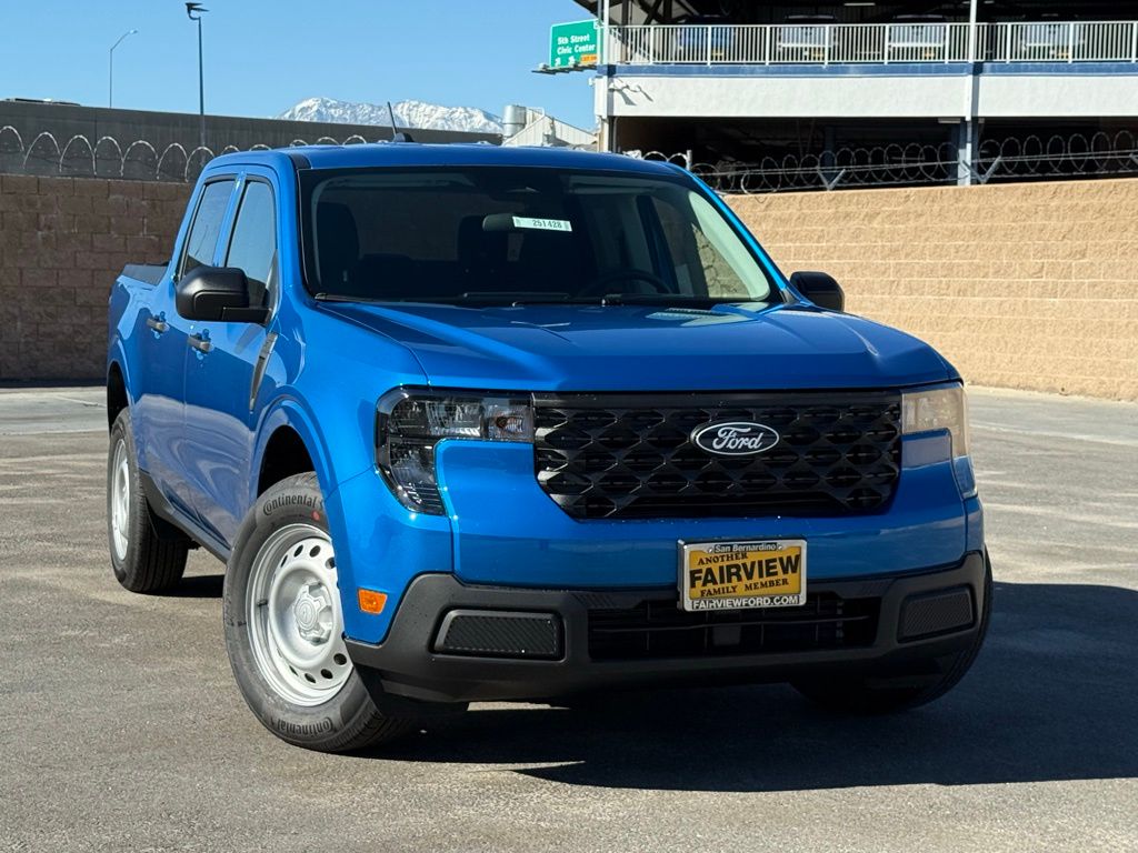 2025 Ford Maverick XL photo 2