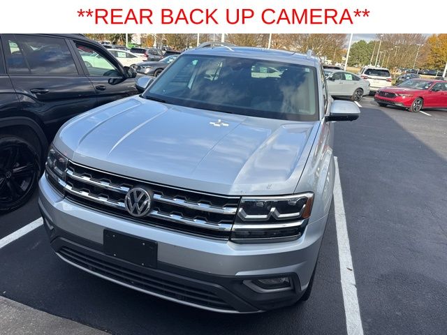 2018 Volkswagen Atlas SEL Premium photo 2