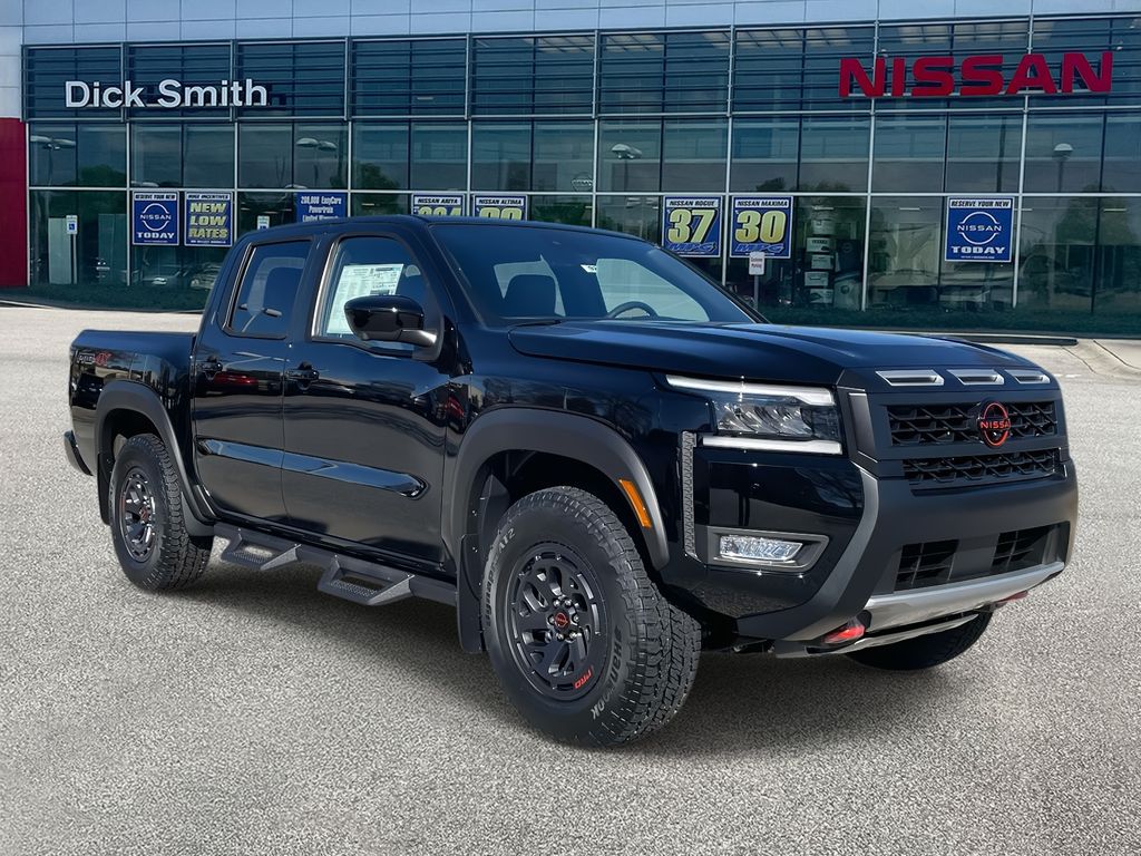 2026 Nissan Frontier PRO-4X's photo