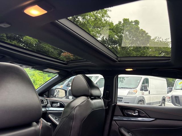 2023 Nissan Maxima SR photo 10