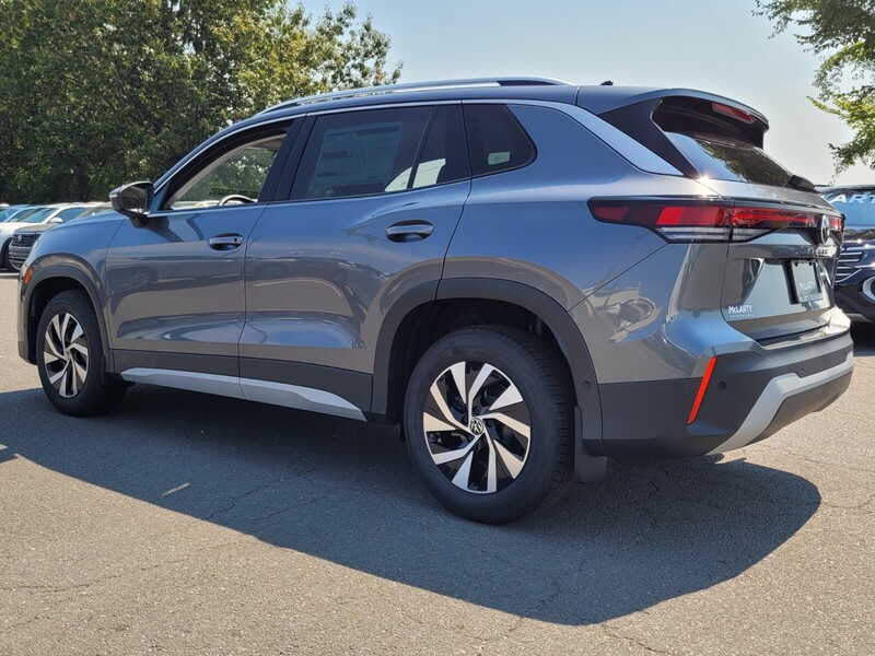2025 Volkswagen Tiguan S photo 3
