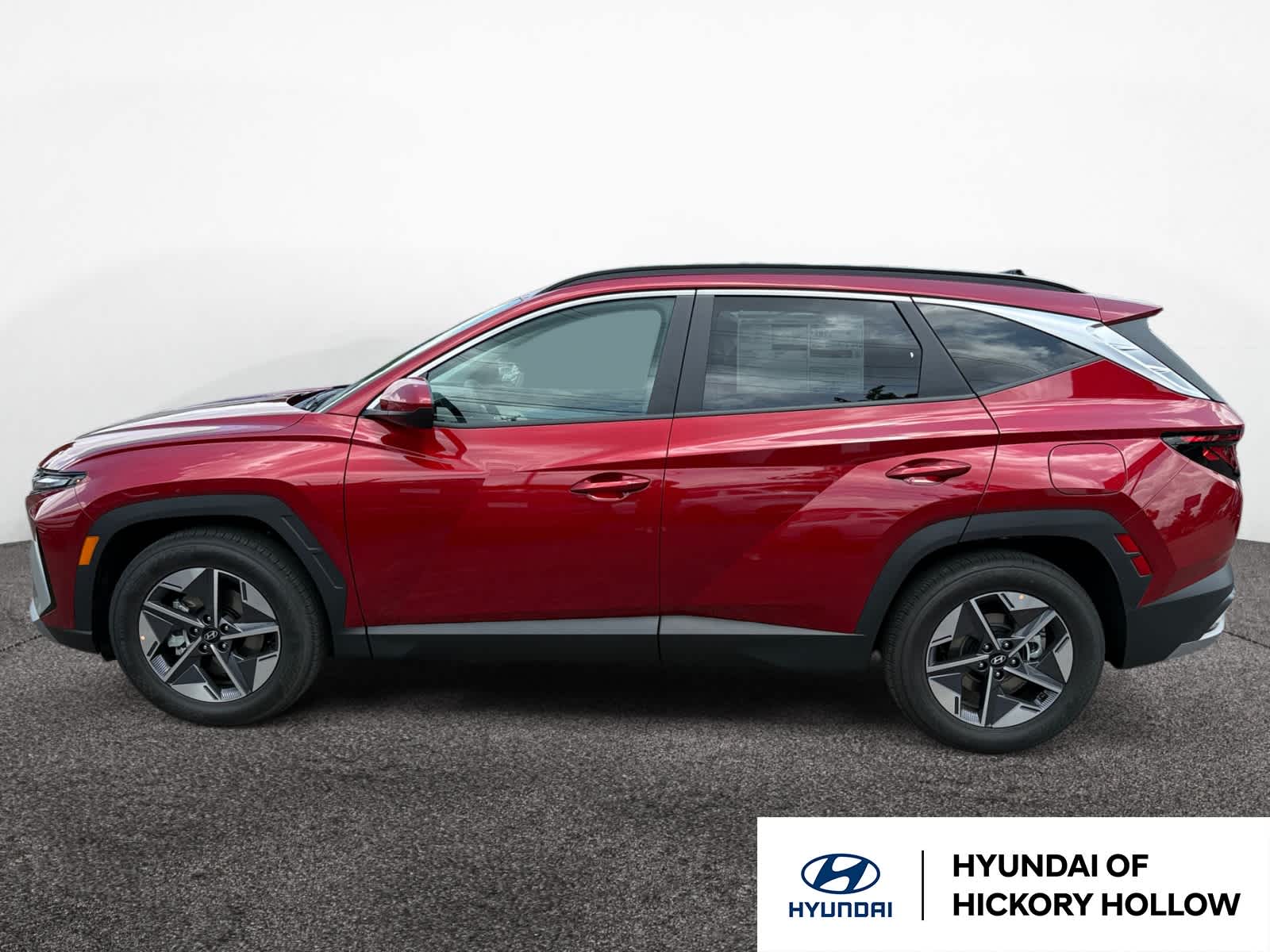 2025 Hyundai Tucson SEL photo 2