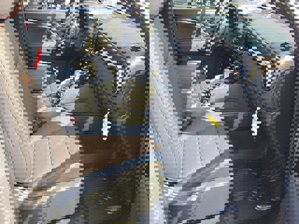 2025 Chevrolet Colorado Z71 photo 4