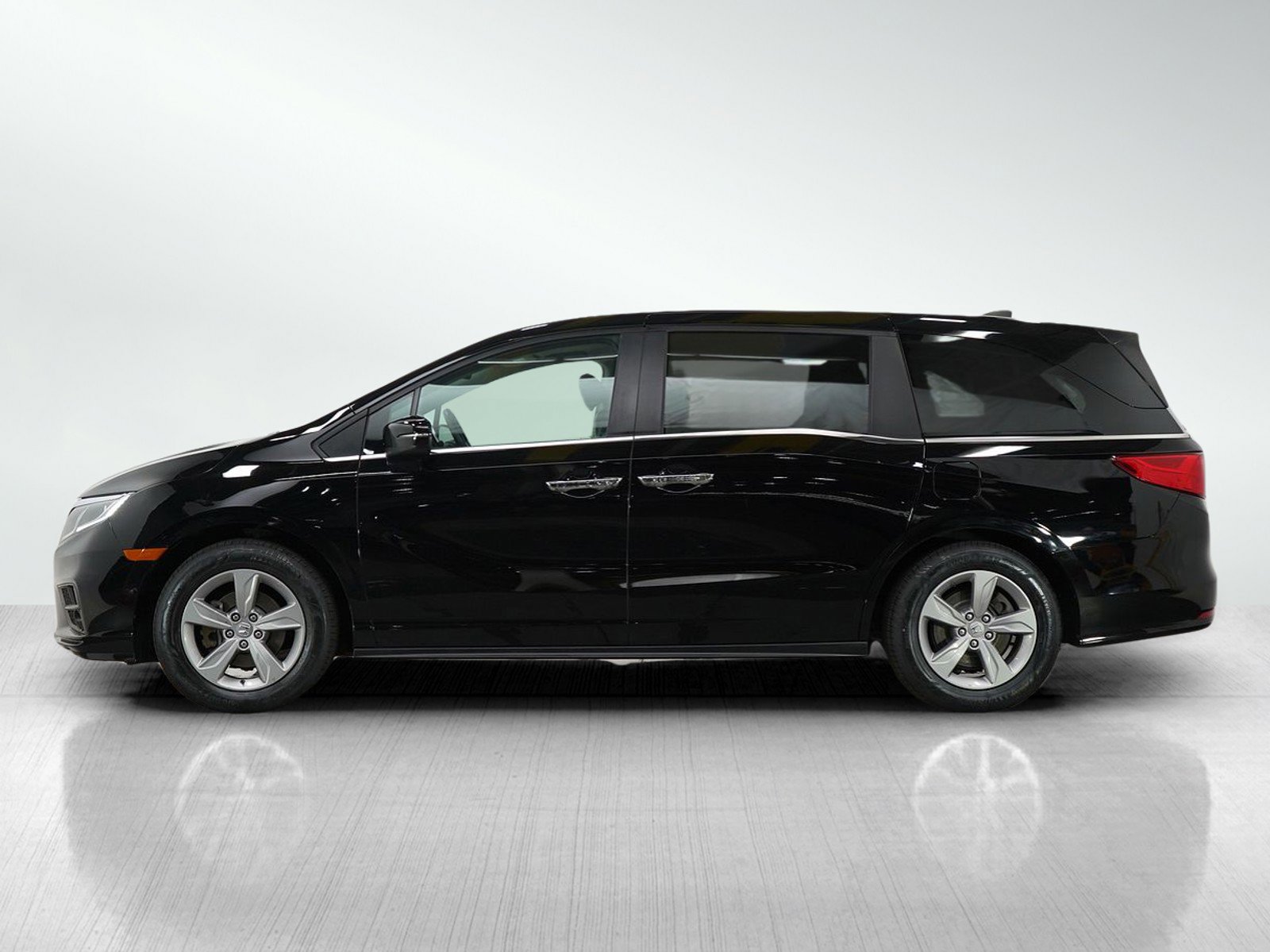 Used 2019 Honda Odyssey EX-L with VIN 5FNRL6H74KB081740 for sale in Burnsville, Minnesota