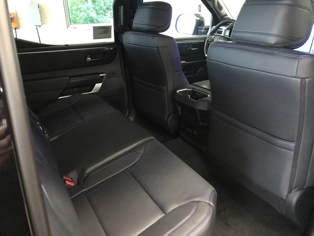 2025 Toyota Tundra Platinum CrewMax photo 11