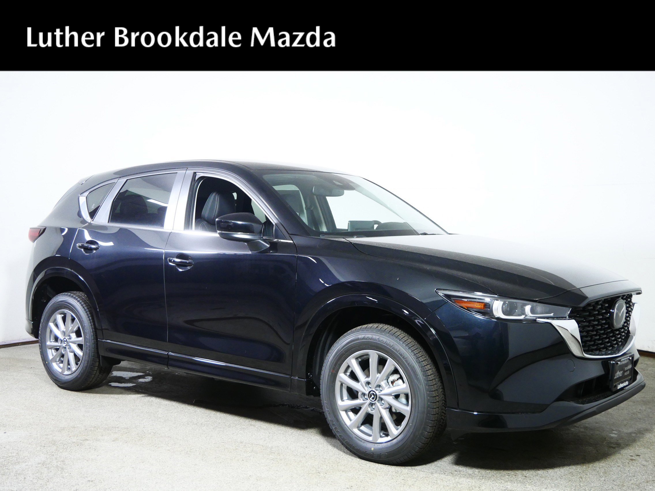 2025 Mazda CX-5 S Preferred package's photo