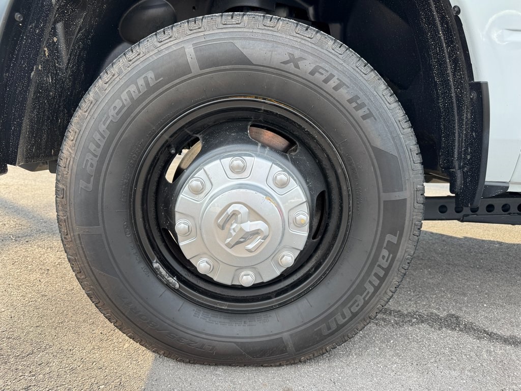 2022 Ram 3500 Tradesman photo 13