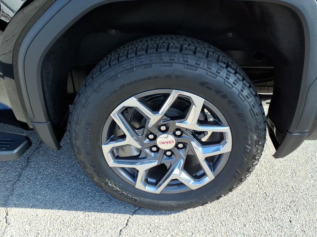 2026 Gmc Sierra 1500 SLT photo 3