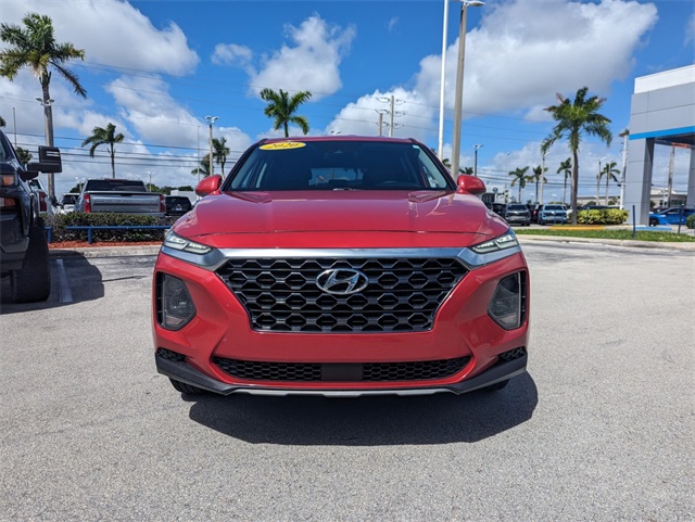 2020 Hyundai Santa Fe SE photo 3