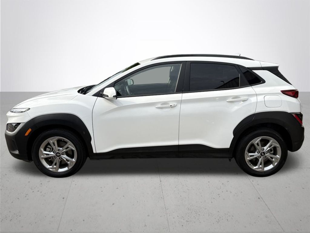 2023 Hyundai Kona SEL photo 9
