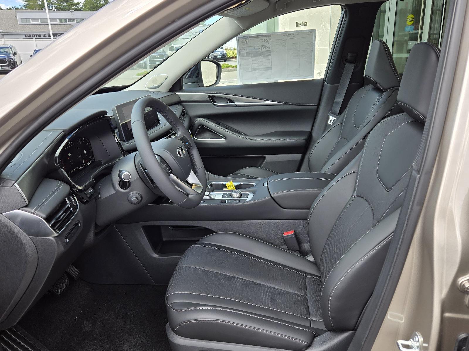 2026 Infiniti QX60 Luxe AWD photo 3
