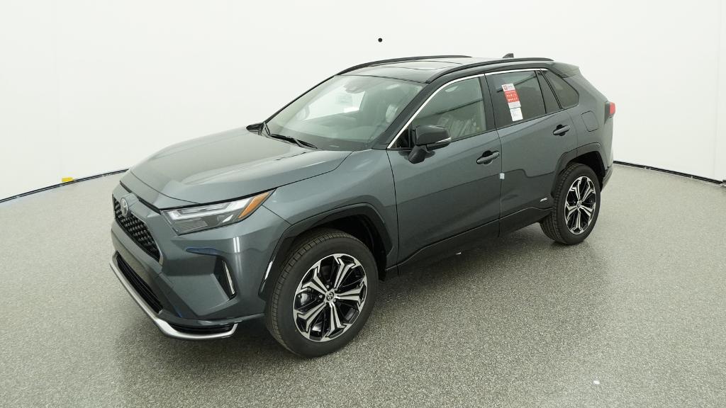 2025 Toyota RAV4 XSE's photo