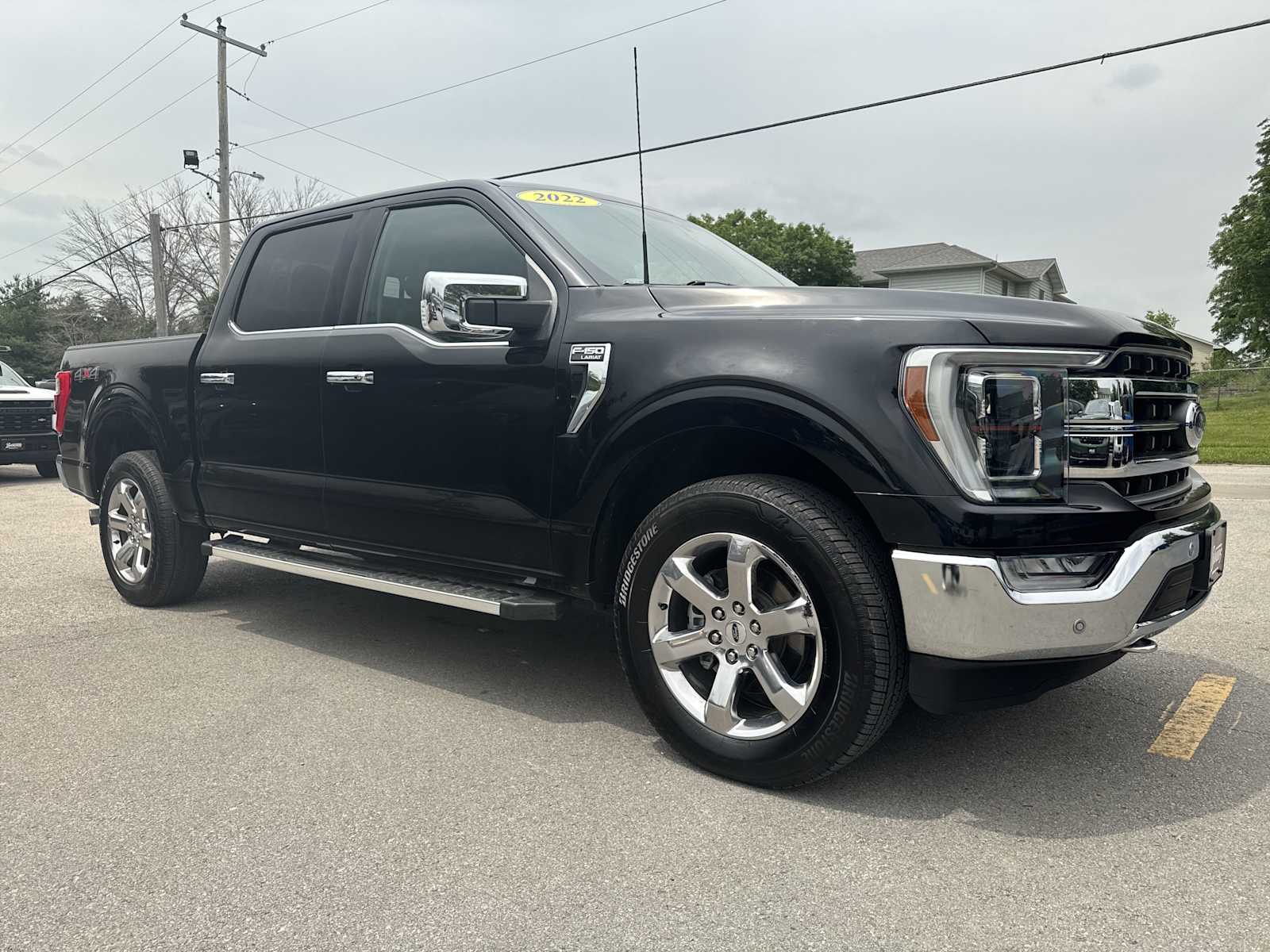 2022 Ford F-150 Lariat photo 3