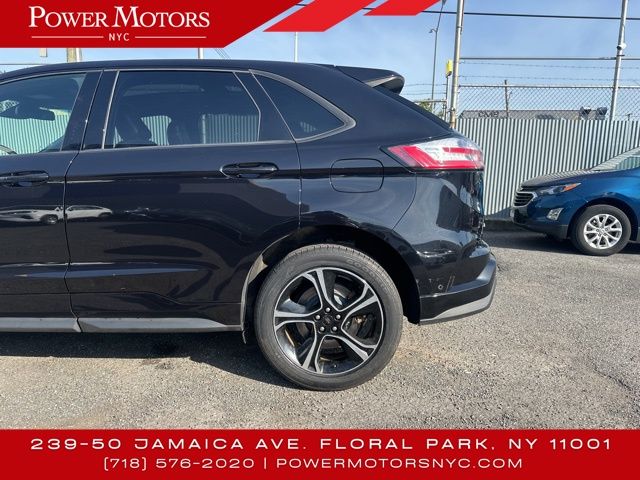 2020 Ford Edge ST photo 7