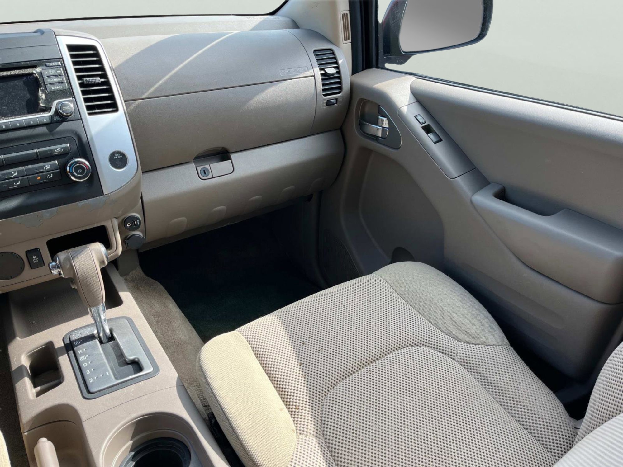 2018 Nissan Frontier SV photo 13