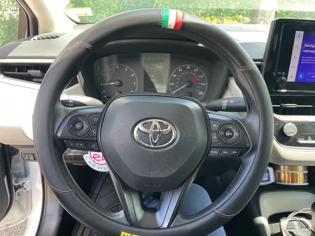 2023 Toyota Corolla LE photo 8