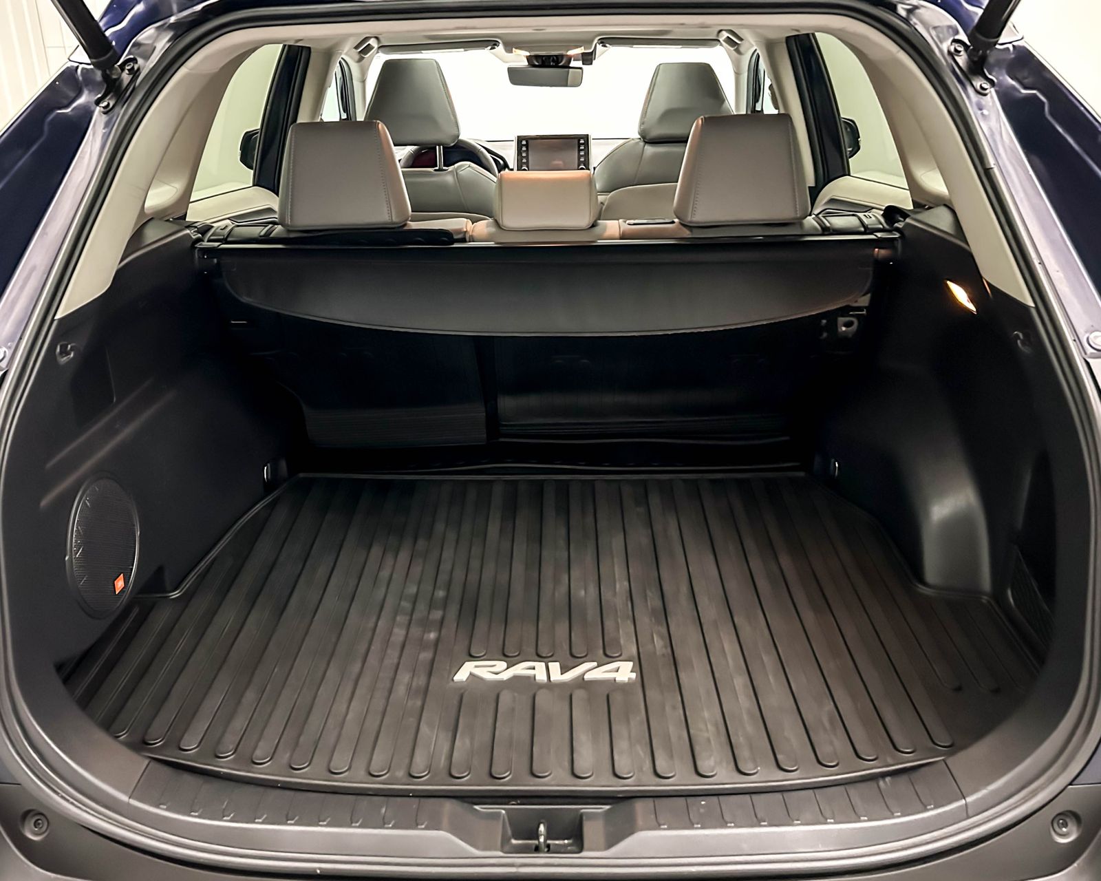 2021 Toyota RAV4 Hybrid Limited photo 20