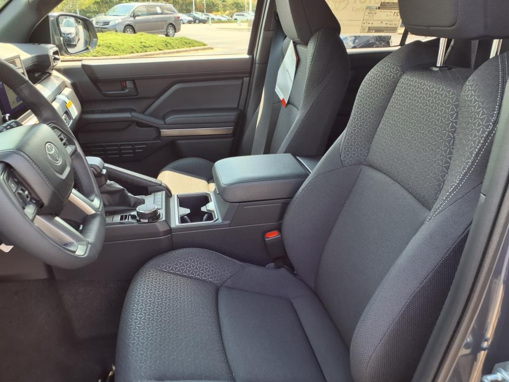 2025 Toyota 4Runner SR5 photo 15