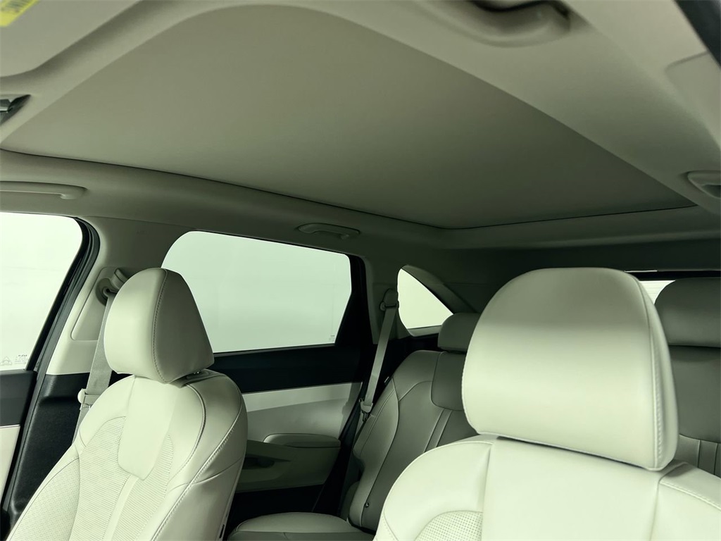 2025 Kia Sorento EX photo 17