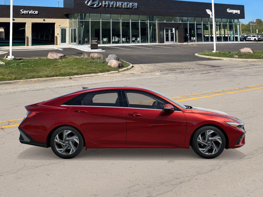 2025 Hyundai Elantra Limited photo 7