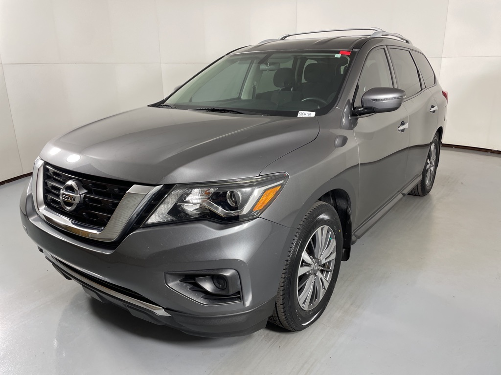 2020 Nissan Pathfinder S photo 4