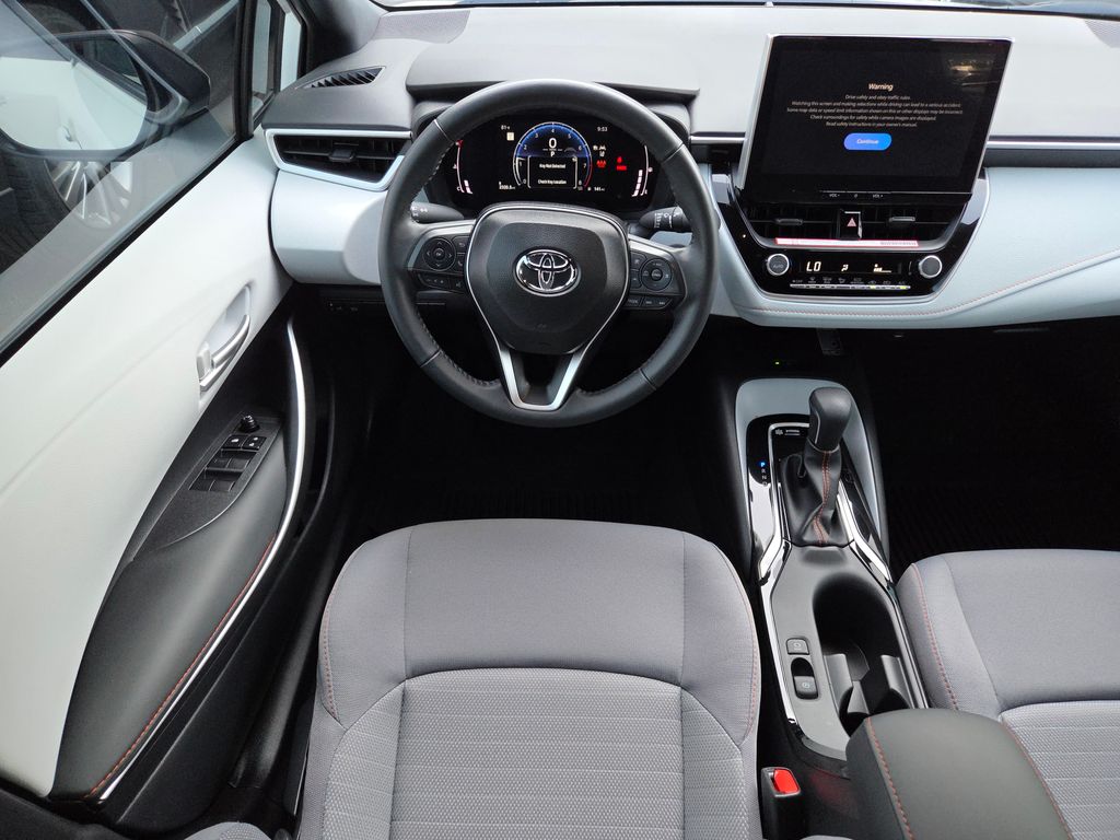 2025 Toyota Corolla SE photo 13