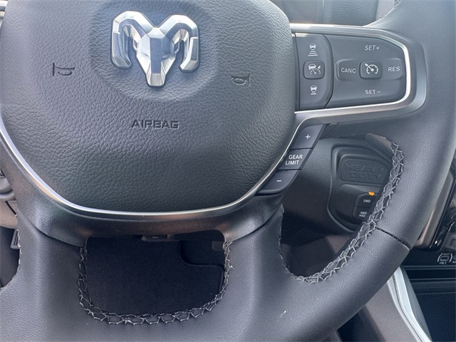 2025 Ram 2500 Big Horn photo 18