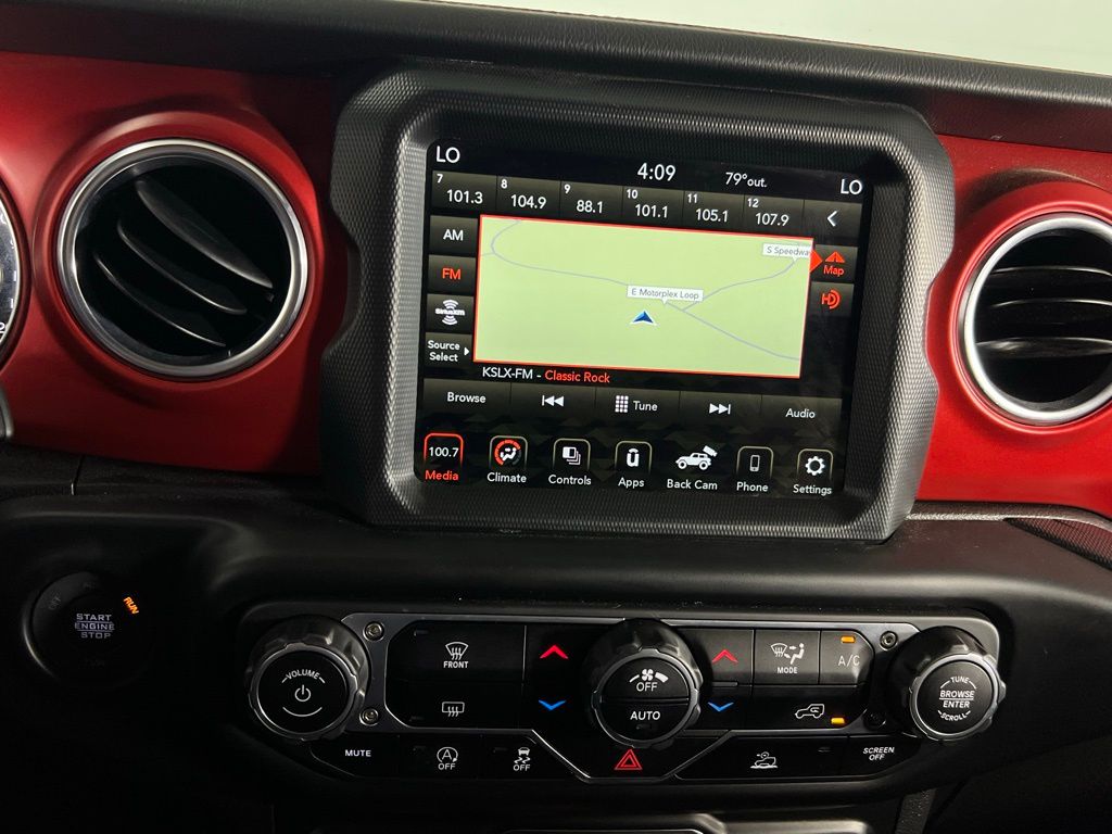 2023 Jeep Wrangler Rubicon photo 12