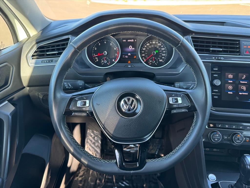 2021 Volkswagen Tiguan SE photo 8