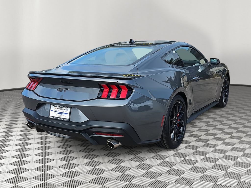 2025 Ford Mustang GT Premium photo 3