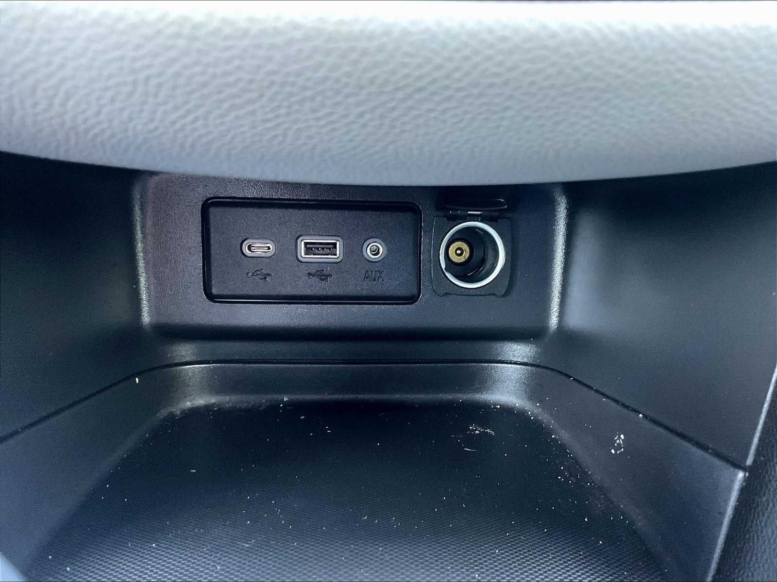 2023 Chevrolet Equinox LT photo 24