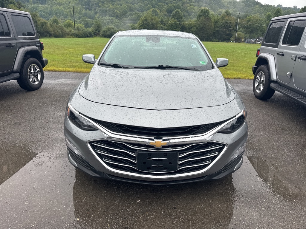 2023 Chevrolet Malibu 1LT photo 3