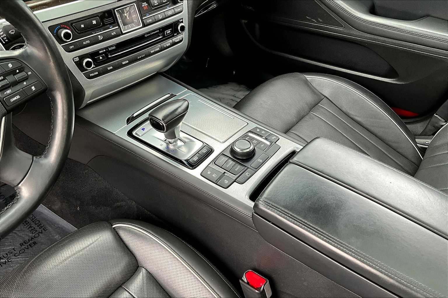 2018 Genesis G80 AWD photo 14