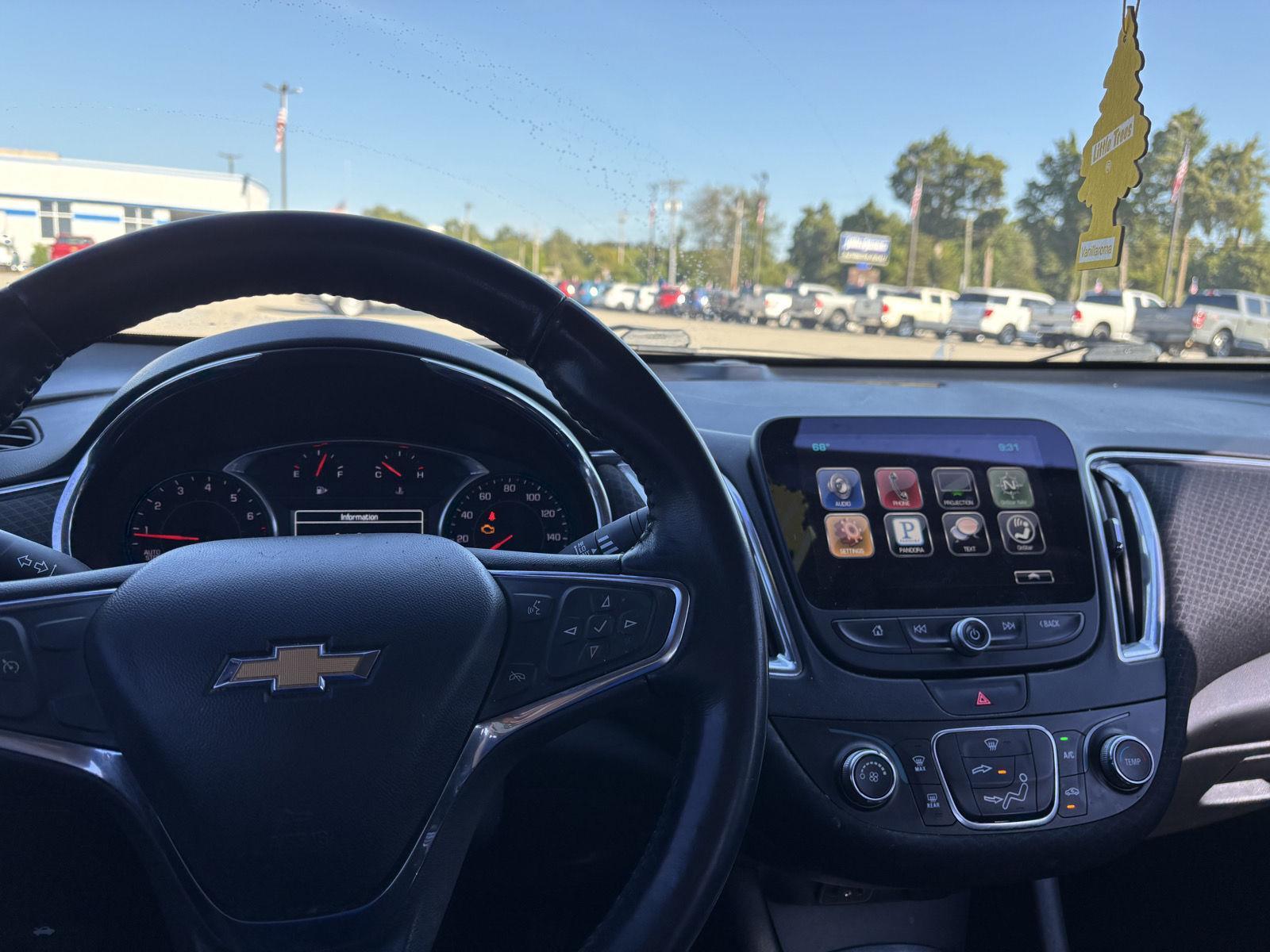 2016 Chevrolet Malibu 1LT photo 4