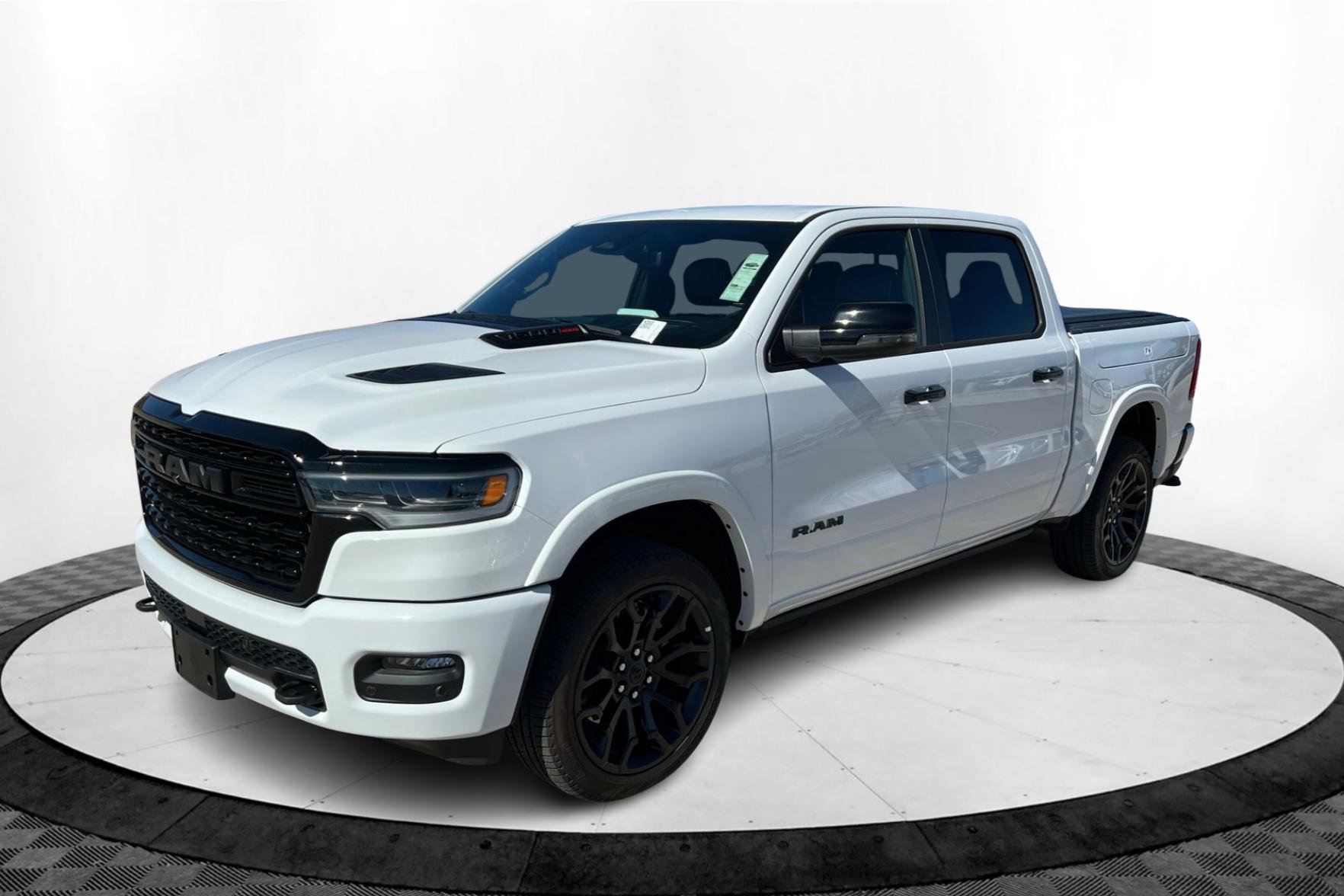 2025 RAM Ram 1500 Pickup Limited's photo