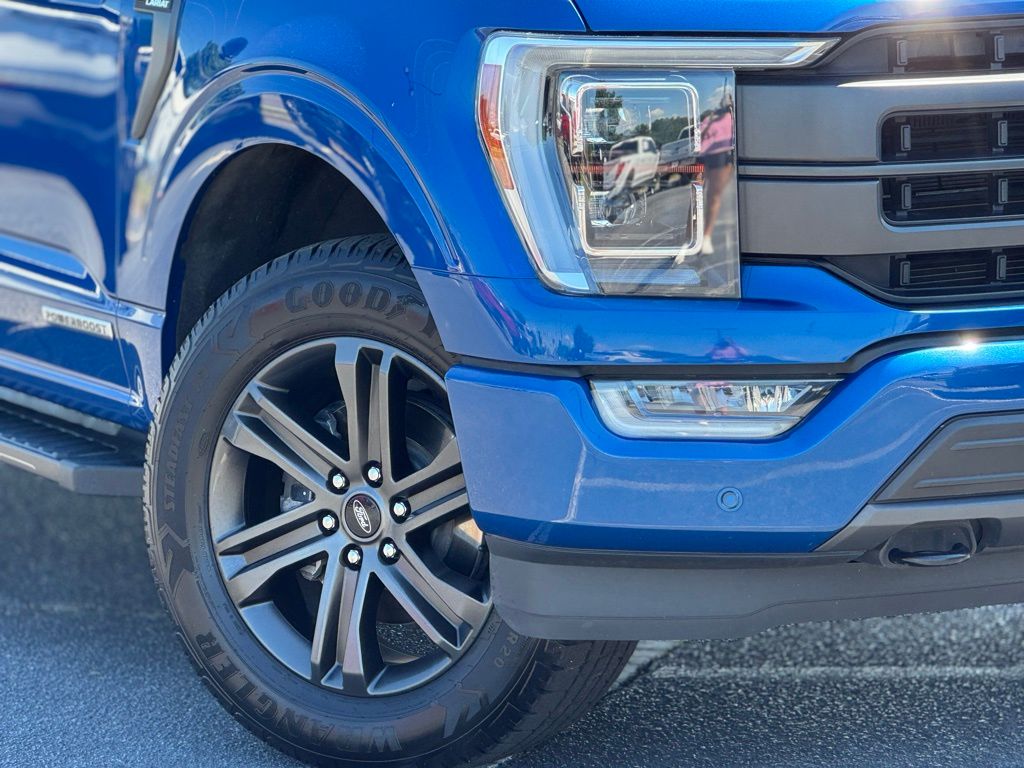 2022 Ford F-150 Lariat photo 2