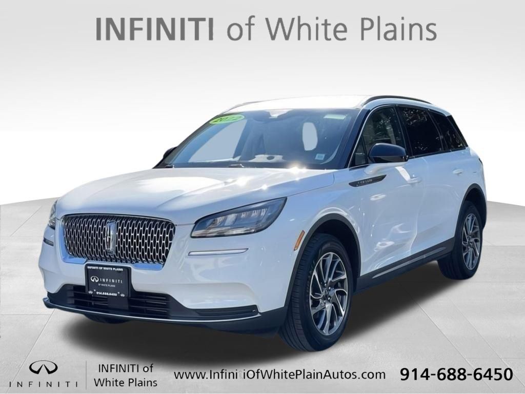 2022 Lincoln Corsair Base