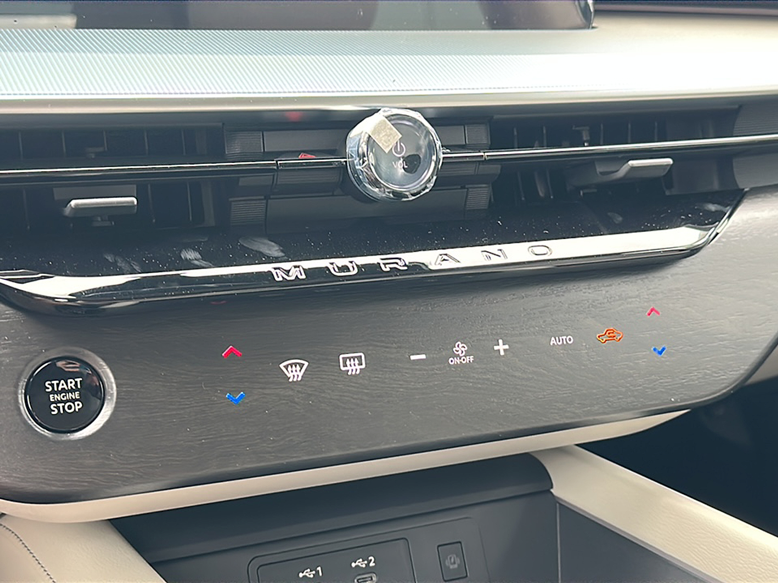 2025 Nissan Murano SL photo 14