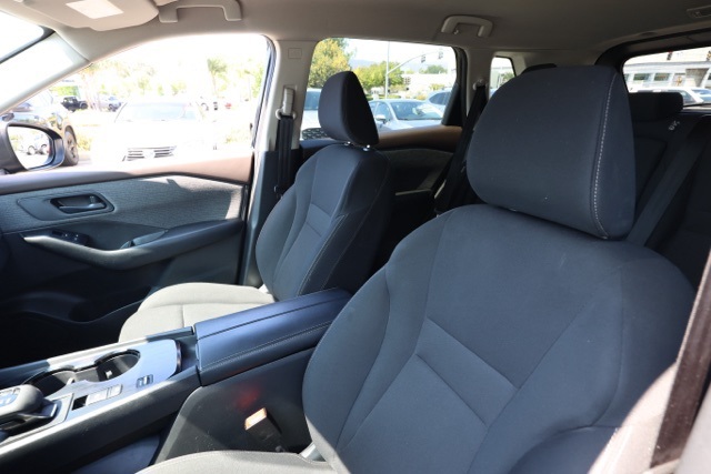 2023 Nissan Rogue S photo 10